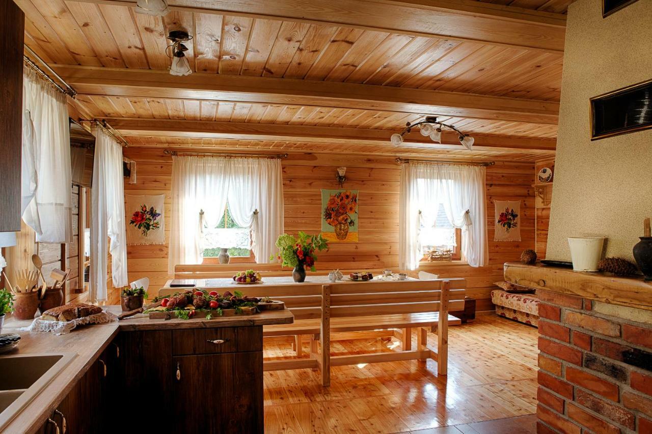 Anastazja Trzescianka Esterno foto