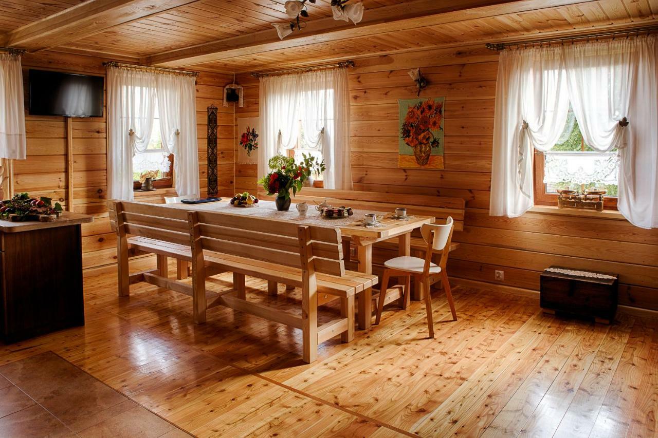 Anastazja Trzescianka Esterno foto