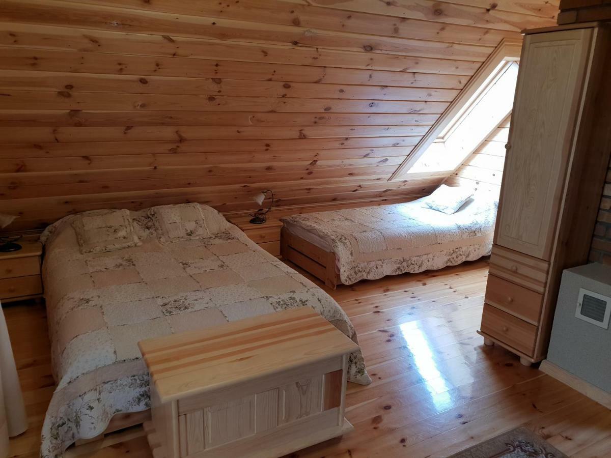 Anastazja Trzescianka Esterno foto